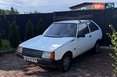 Хэтчбек ЗАЗ 1102 Таврия-Нова 2002 в Киеве