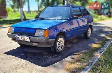 Хэтчбек ЗАЗ 1102 Таврия-Нова 2001 в Костополе