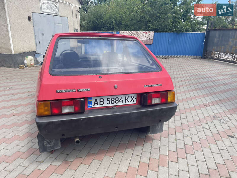 Хетчбек ЗАЗ 1102 Таврія-Нова 1999 в Калинівці