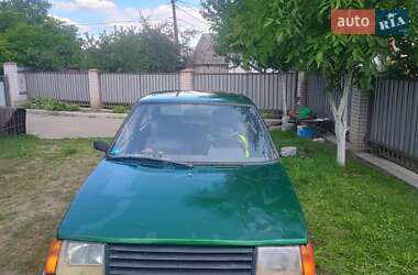 Хэтчбек ЗАЗ 1102 Таврия-Нова 2001 в 