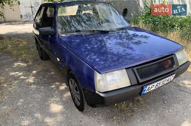 Хетчбек ЗАЗ 1102 Таврія-Нова 2001 в 