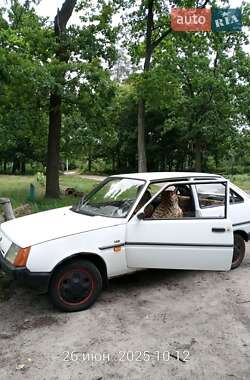 Хэтчбек ЗАЗ 1102 Таврия-Нова 2004 в 