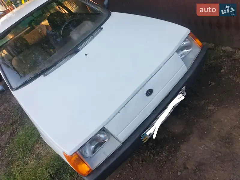 ЗАЗ 1102 Таврія-Нова