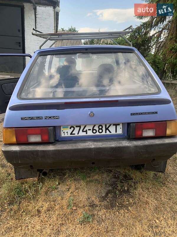 Хэтчбек ЗАЗ 1102 Таврия-Нова 2002 в Тараще