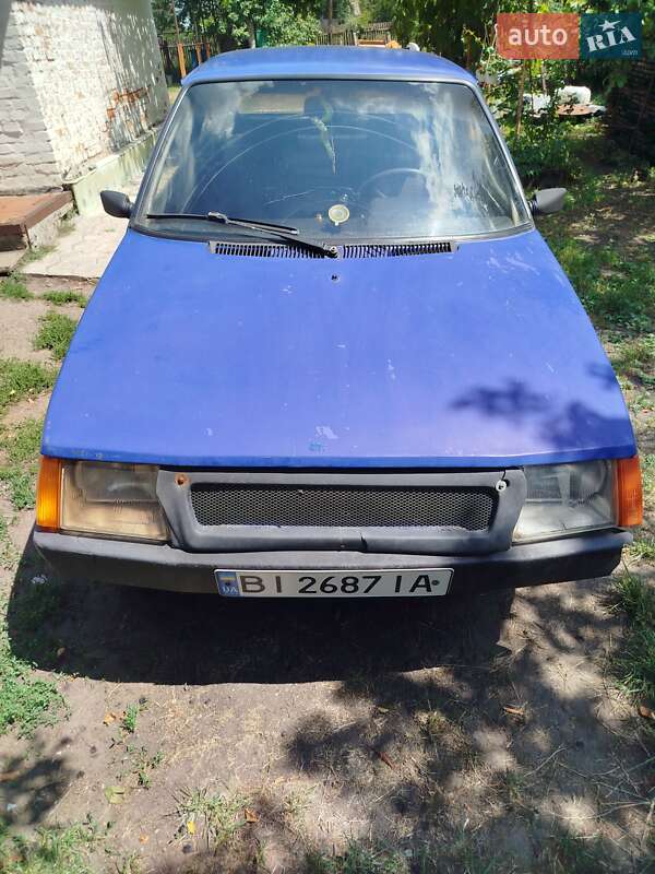Хетчбек ЗАЗ 1102 Таврія-Нова 2002 в Миргороді
