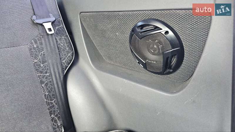 Хетчбек ЗАЗ 1102 Таврія-Нова 2003 в Сумах