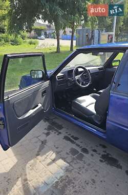 Хэтчбек ЗАЗ 1102 Таврия-Нова 2003 в 