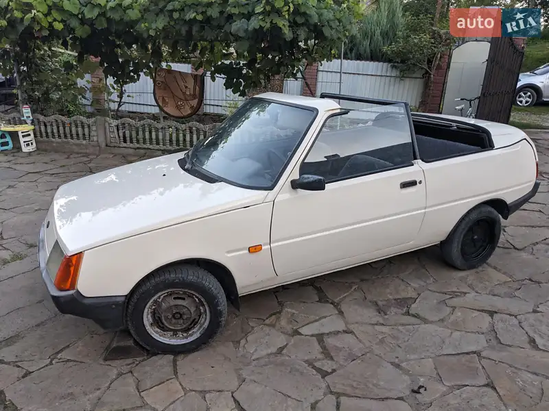 ЗАЗ 1102 Таврія-Нова