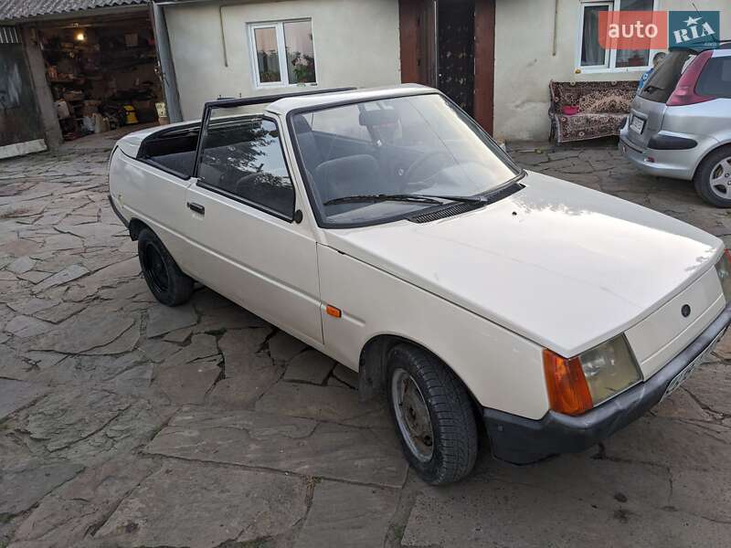 Хэтчбек ЗАЗ 1102 Таврия-Нова 2003 в Бучаче