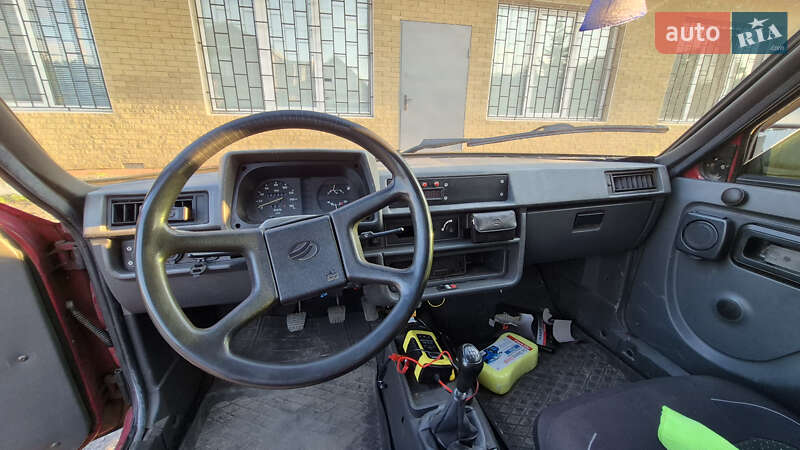 Хэтчбек ЗАЗ 1102 Таврия-Нова 2002 в Тарасовке