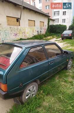 Хэтчбек ЗАЗ 1102 Таврия-Нова 2000 в 