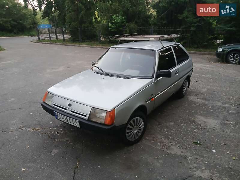 Хетчбек ЗАЗ 1102 Таврія-Нова 2003 в Києві