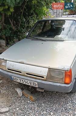 Хэтчбек ЗАЗ 1102 Таврия-Нова 2006 в 