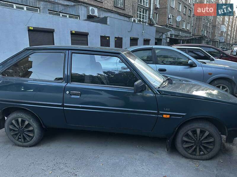 Хетчбек ЗАЗ 1102 Таврія-Нова 2004 в Запоріжжі