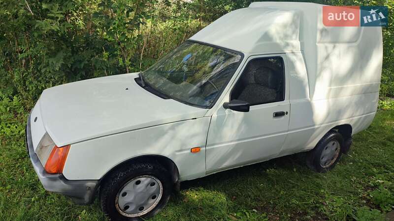 Хэтчбек ЗАЗ 1102 Таврия-Нова 2007 в Краснополье фото Хэтчбек ЗАЗ 1102 Таврия-Нова 2007 в Краснополье