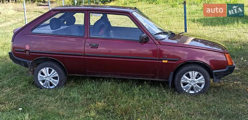 Хэтчбек ЗАЗ 1102 Таврия-Нова 2001 в Сумах