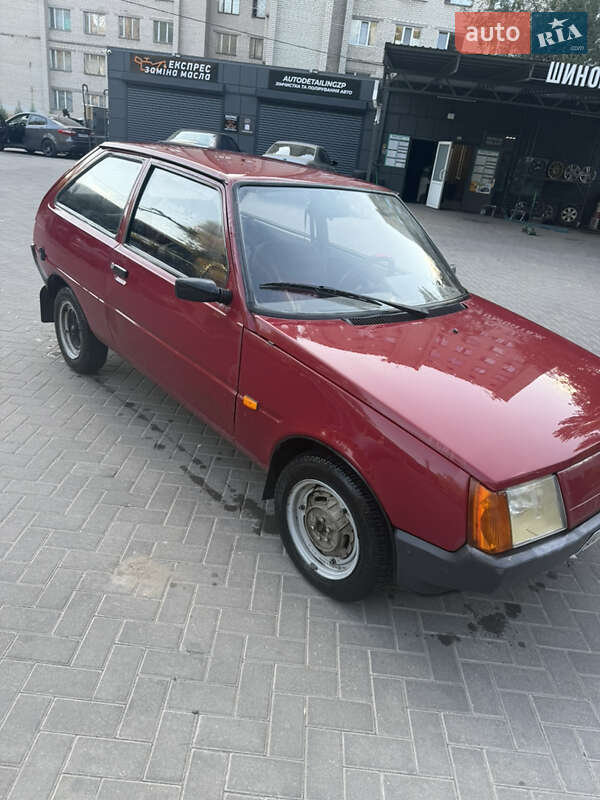 Хэтчбек ЗАЗ 1102 Таврия-Нова 2003 в Запорожье