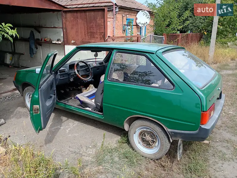 ЗАЗ 1102 Таврія-Нова