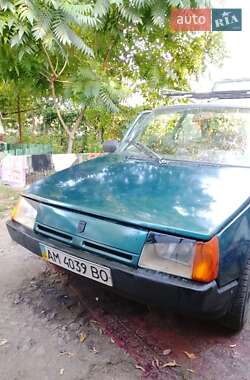 Хэтчбек ЗАЗ 1102 Таврия-Нова 1998 в 