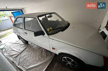 Хэтчбек ЗАЗ 1102 Таврия-Нова 2005 в 