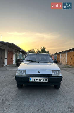 Хэтчбек ЗАЗ 1102 Таврия-Нова 2004 в 
