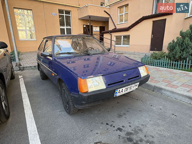 Хэтчбек ЗАЗ 1102 Таврия-Нова 2004 в 