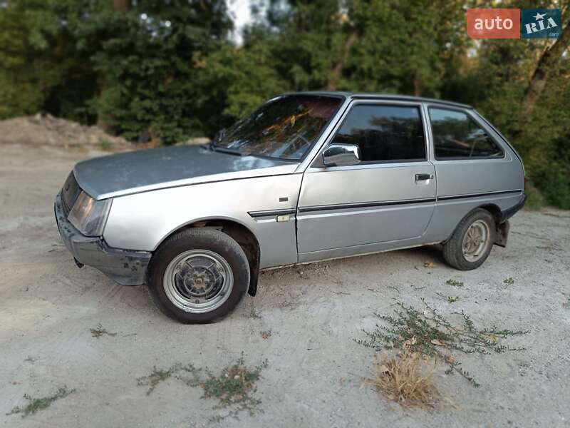 Хетчбек ЗАЗ 1102 Таврія-Нова 1998 в Запоріжжі