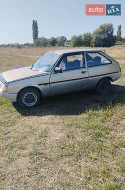 Хэтчбек ЗАЗ 1102 Таврия-Нова 2002 в 