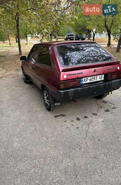 Хэтчбек ЗАЗ 1102 Таврия-Нова 2000 в 