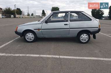 Хэтчбек ЗАЗ 1102 Таврия-Нова 2004 в 
