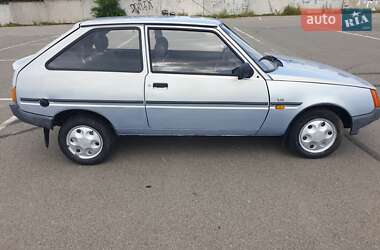 Хэтчбек ЗАЗ 1102 Таврия-Нова 2004 в 