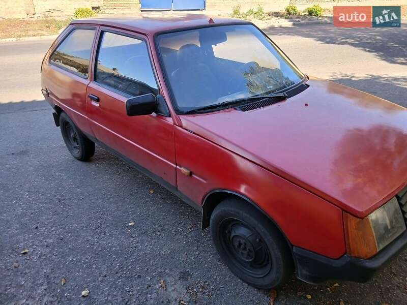 Хэтчбек ЗАЗ 1102 Таврия-Нова 2002 в Кропивницком