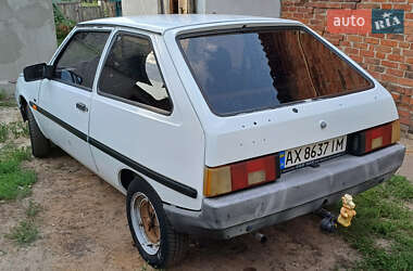 Хетчбек ЗАЗ 1102 Таврія-Нова 2000 в 