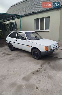 Хэтчбек ЗАЗ 1102 Таврия-Нова 2004 в 