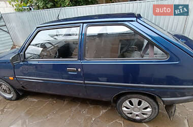 Хэтчбек ЗАЗ 1102 Таврия-Нова 2004 в 