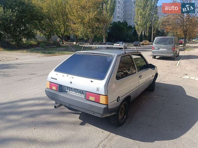 Хэтчбек ЗАЗ 1102 Таврия-Нова 1998 в Запорожье