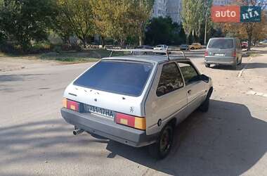 Хэтчбек ЗАЗ 1102 Таврия-Нова 1998 в 