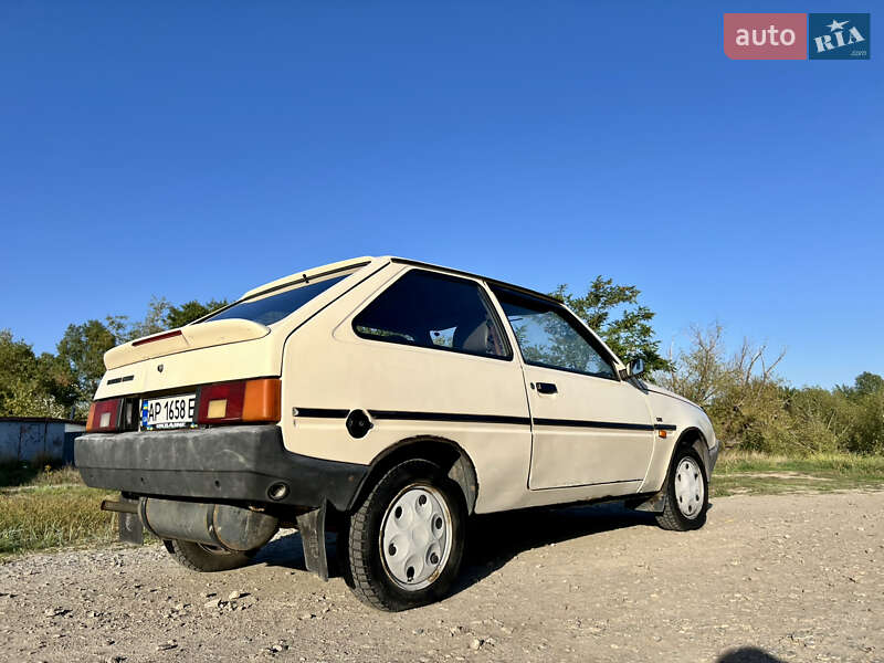 Хэтчбек ЗАЗ 1102 Таврия-Нова 2003 в Запорожье