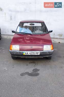 Хэтчбек ЗАЗ 1102 Таврия-Нова 2005 в Вышгороде