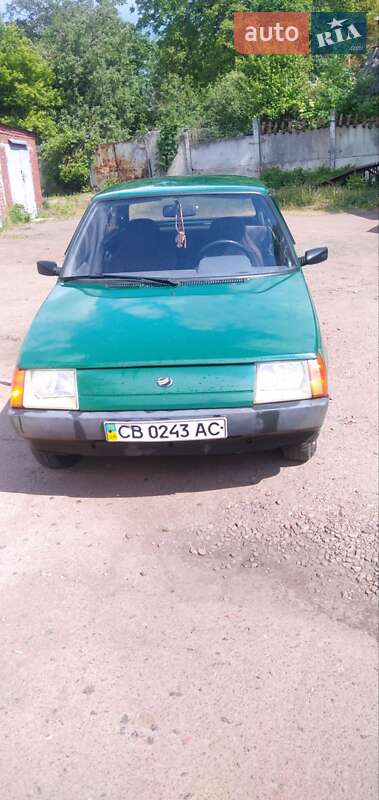 Хэтчбек ЗАЗ 1102 Таврия-Нова 2006 в 