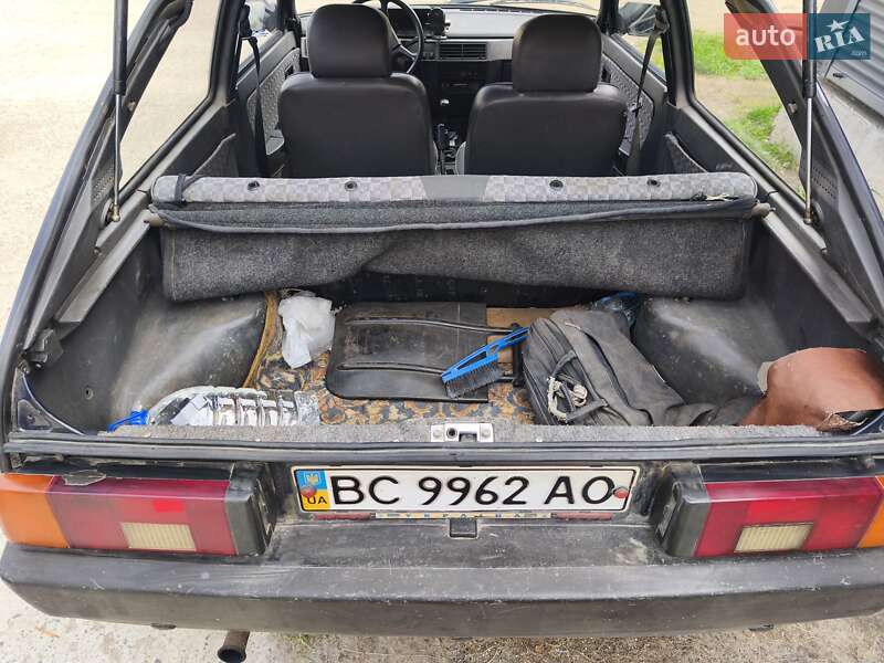 Хетчбек ЗАЗ 1102 Таврія-Нова 2000 в Львові