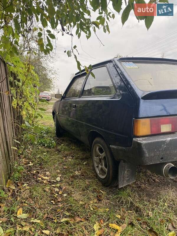 Хэтчбек ЗАЗ 1102 Таврия-Нова 2004 в Иванкове