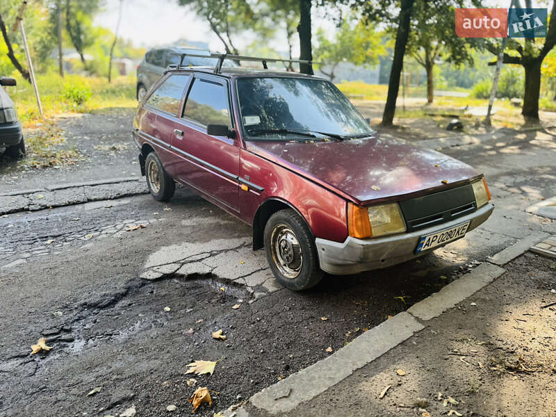 Хэтчбек ЗАЗ 1102 Таврия-Нова 2000 в Запорожье