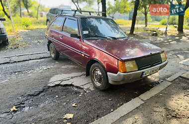 Хетчбек ЗАЗ 1102 Таврія-Нова 2000 в 