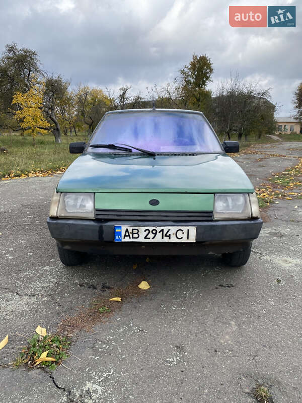 Хетчбек ЗАЗ 1102 Таврія-Нова 2003 в Тульчині фото 2 Хетчбек ЗАЗ 1102 Таврія-Нова 2003 в Тульчині