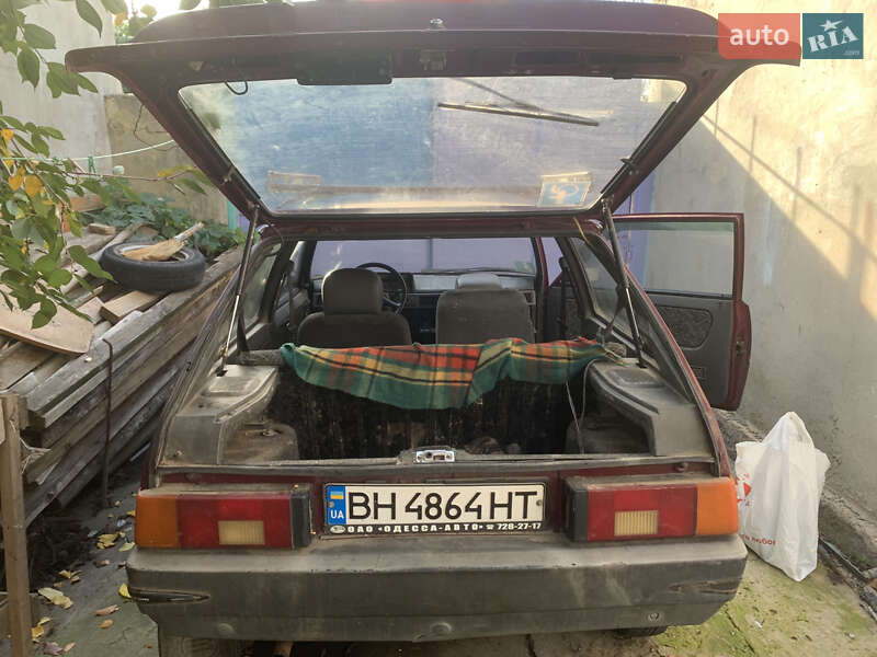 Хетчбек ЗАЗ 1102 Таврія-Нова 2004 в Одесі фото 9 Хетчбек ЗАЗ 1102 Таврія-Нова 2004 в Одесі