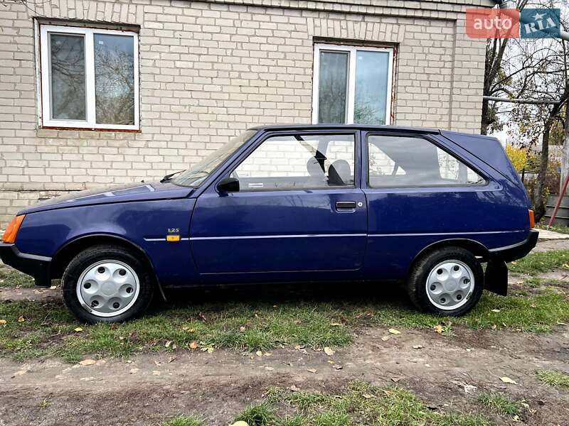 ЗАЗ 1102 Таврія-Нова 2003