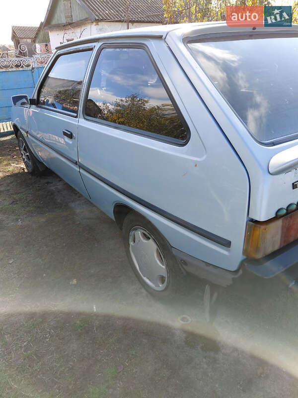 Хэтчбек ЗАЗ 1102 Таврия-Нова 2005 в Горишних Плавнях фото 5 Хэтчбек ЗАЗ 1102 Таврия-Нова 2005 в Горишних Плавнях