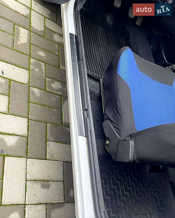 Хетчбек ЗАЗ 1102 Таврія-Нова 2006 в Новій Одесі фото 6 Хетчбек ЗАЗ 1102 Таврія-Нова 2006 в Новій Одесі