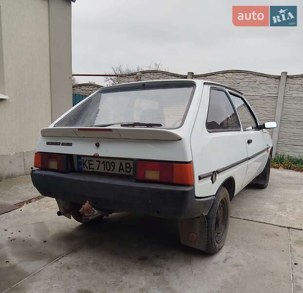 Хетчбек ЗАЗ 1102 Таврія-Нова 2004 в Дніпрі фото 4 Хетчбек ЗАЗ 1102 Таврія-Нова 2004 в Дніпрі